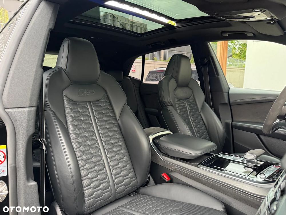 Audi RS Q8 - 18