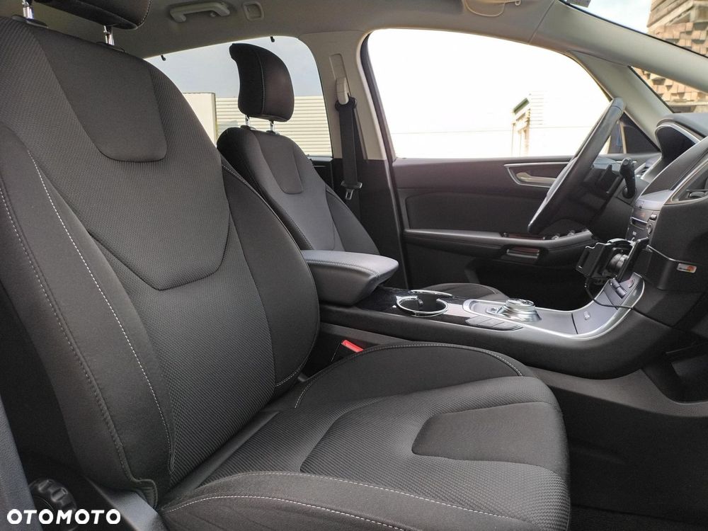 Ford S-Max 2.0 EcoBlue Titanium - 27