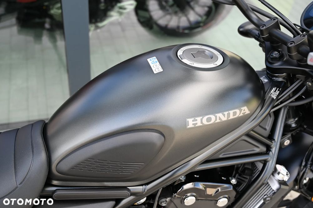 Honda CL - 17