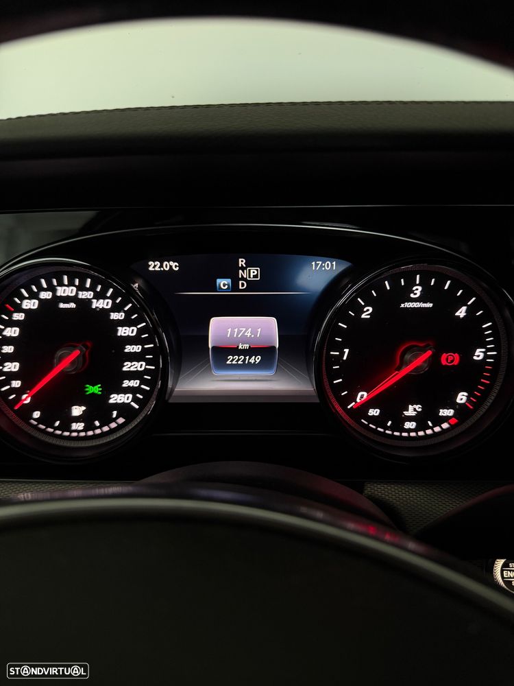 Mercedes-Benz E 220 d AMG Line - 15