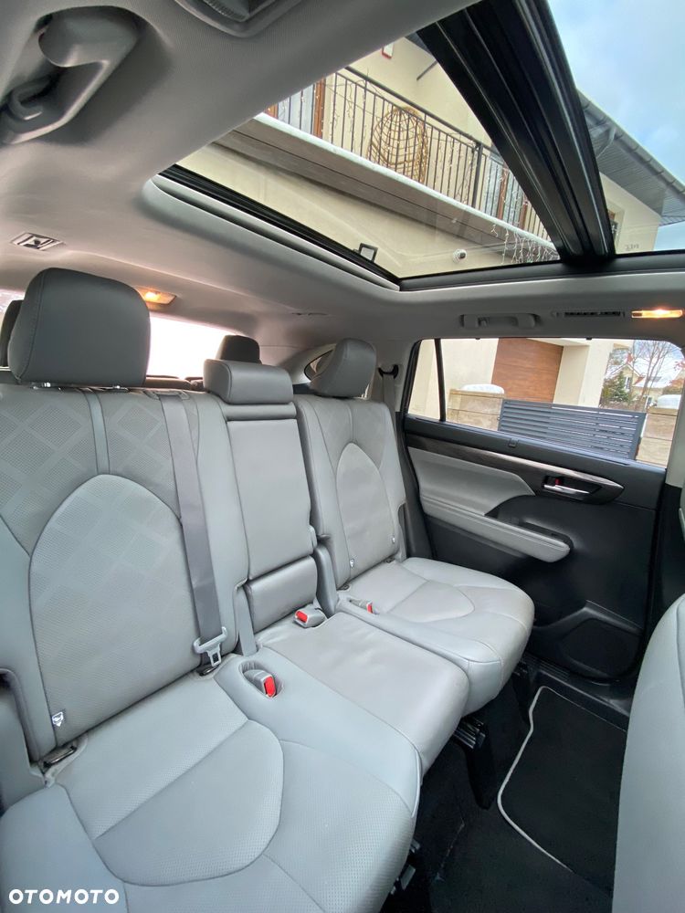 Toyota Highlander 2.5 Hybrid Executive Style - 32