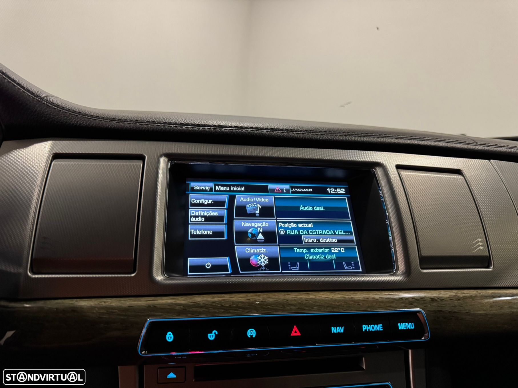 Jaguar XF Sportbrake 2.2 D Premium Luxury - 39
