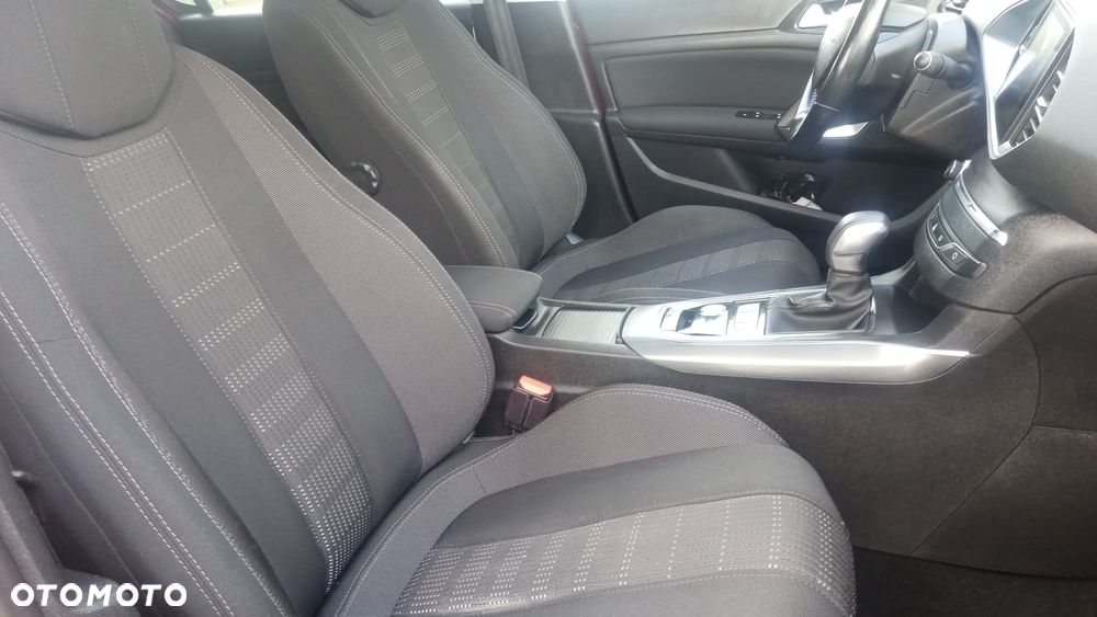 Peugeot 308 PureTech 130 EAT6 Stop & Start Allure - 19