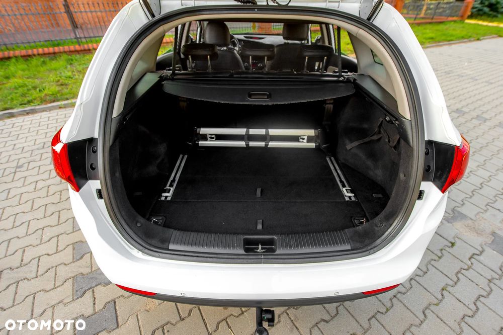 Kia Ceed 1.6 GDI Business Line - 31