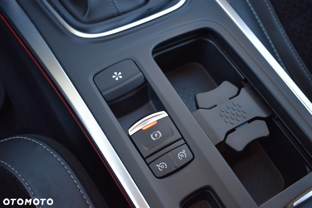 Renault Megane 1.2 16V TCe Bose EDC EU6 - 33