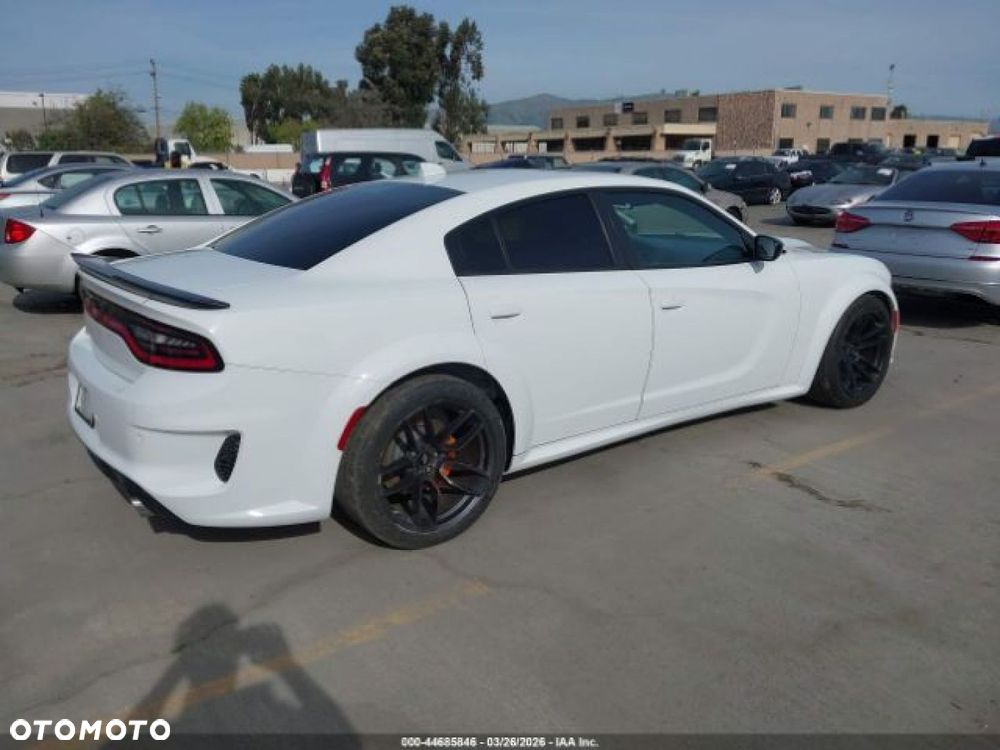 Dodge Charger - 3