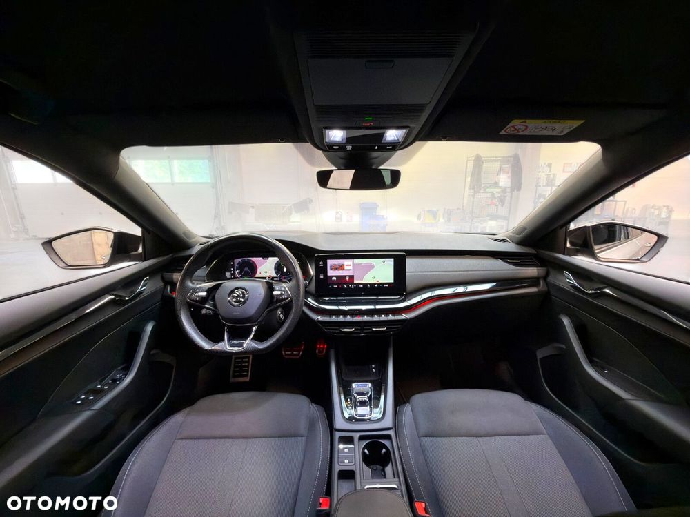 Skoda Octavia 2.0 TDI Sportline DSG - 28