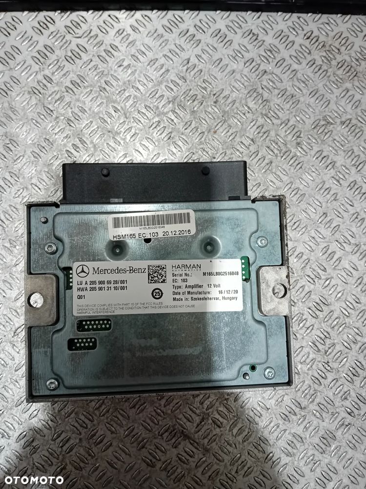 wzmacniacz Harman Mercedes-Benz C-klasa W205 2017 A2059006928  A2059013110 - 1