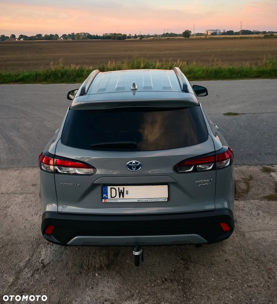 Toyota Corolla Cross 2.0 Hybrid Style AWD - 17