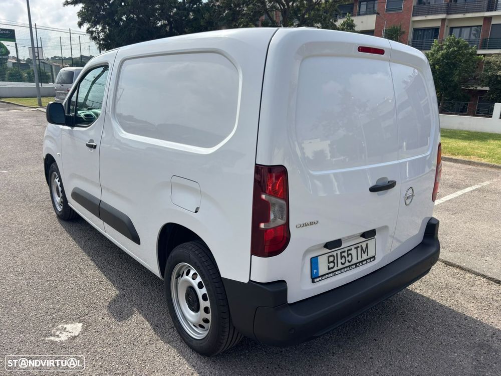 Opel Combo 1.5 CDTi 102cv L1 H1 ENJOY - AC - IVA DEDUTÍVEL - 18