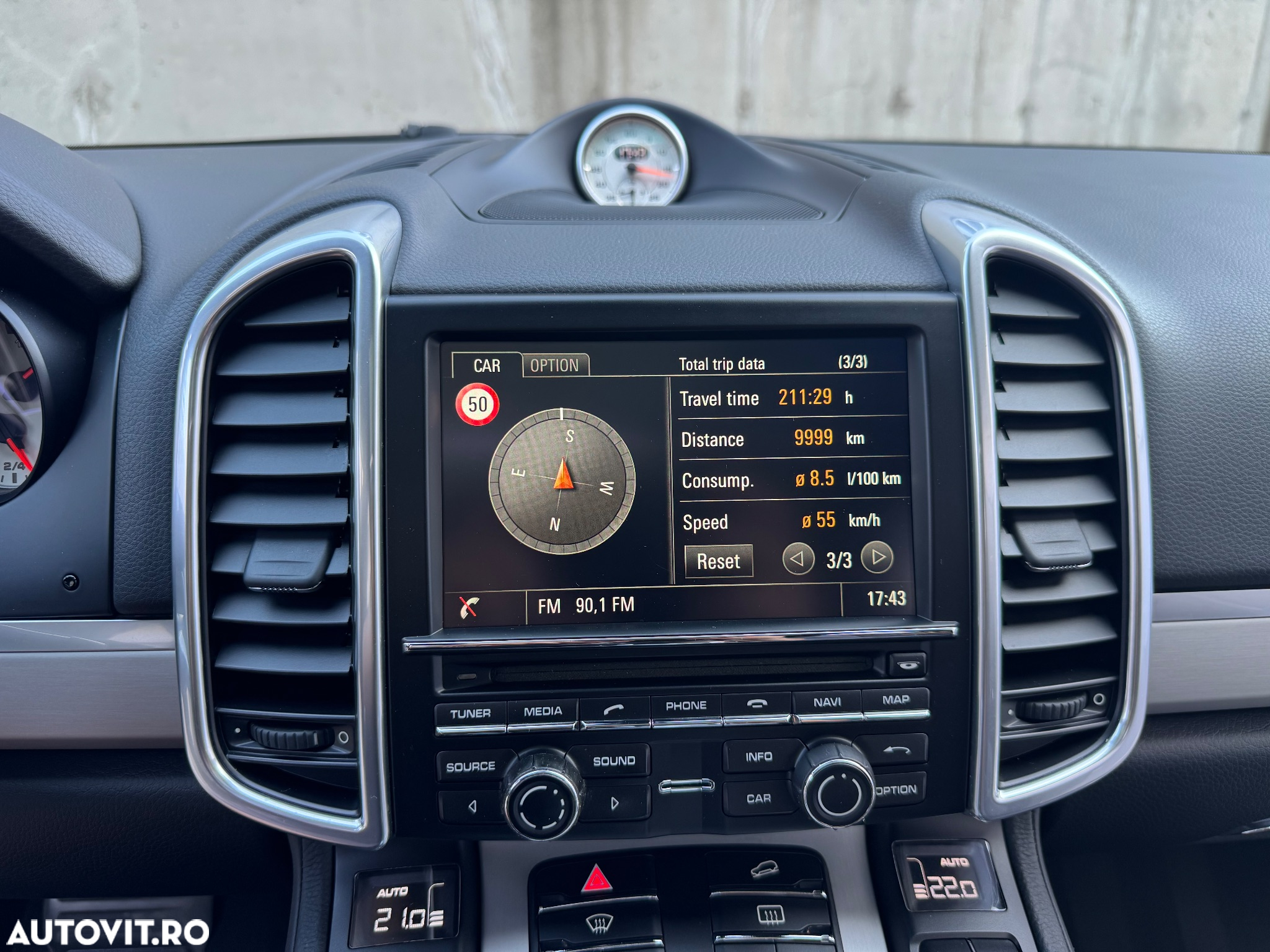 Porsche Cayenne Diesel Platinum Edition - 24