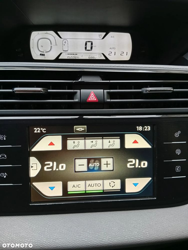 Citroën C4 Picasso - 16