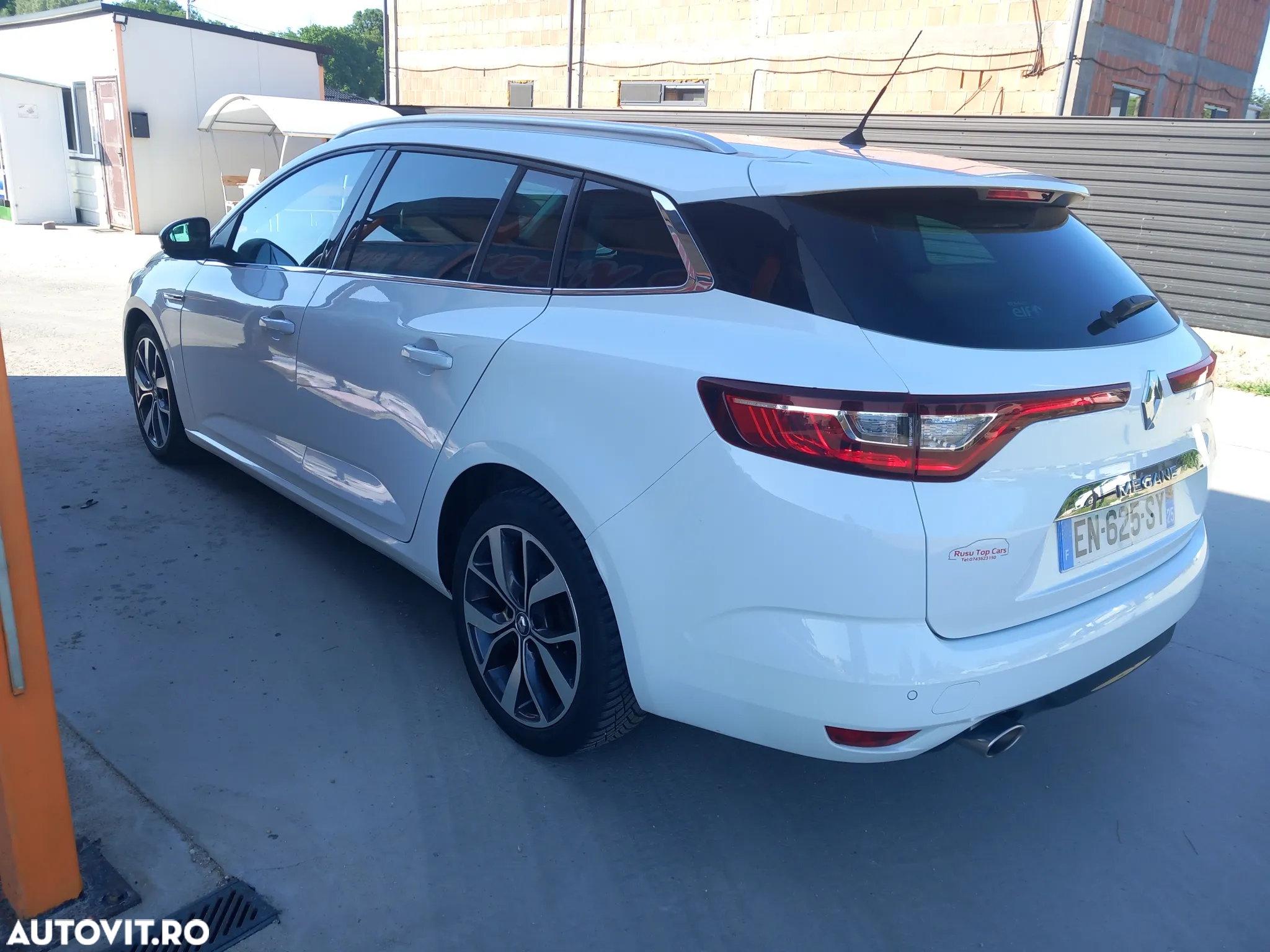 Renault Megane ENERGY dCi 110 EDC INTENS - 2