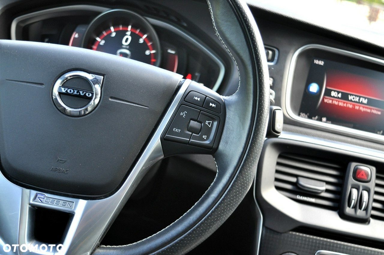 Volvo V40 T2 RDesign - 21