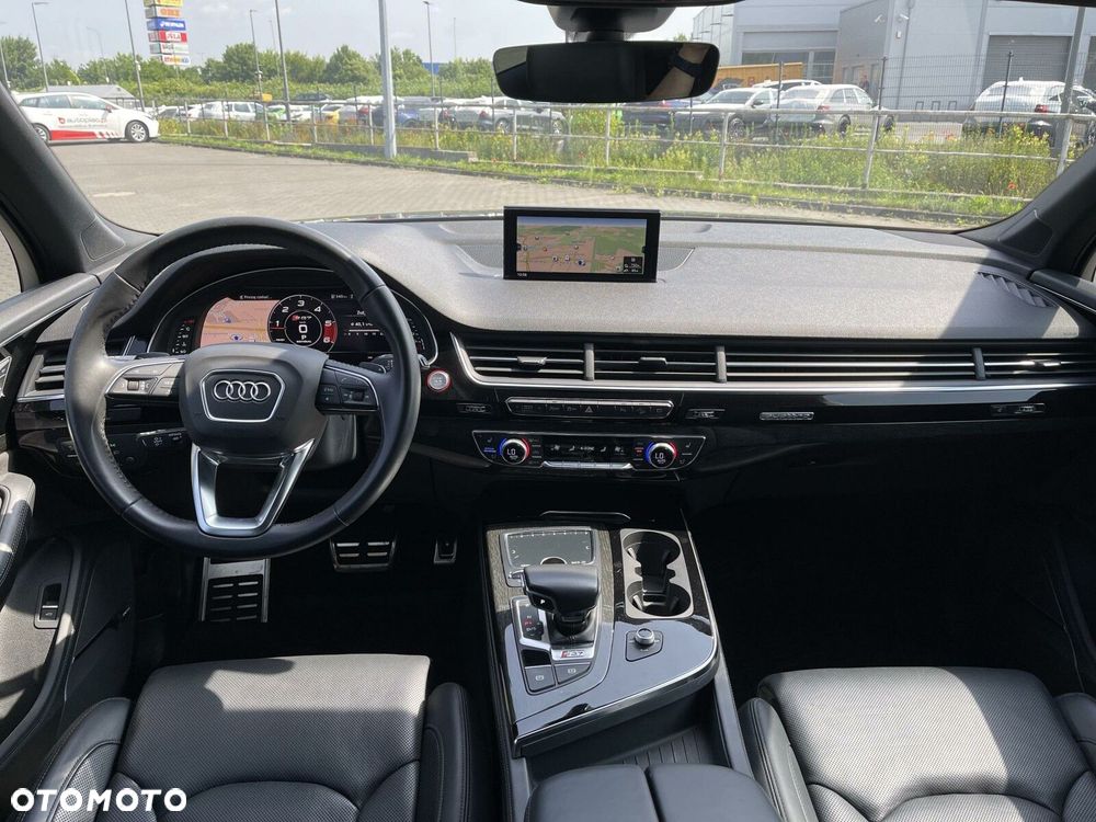 Audi SQ7 - 12
