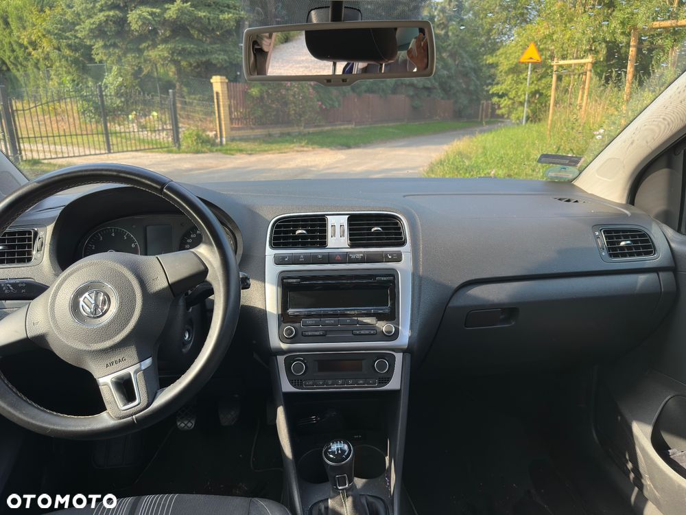 Volkswagen Polo - 8