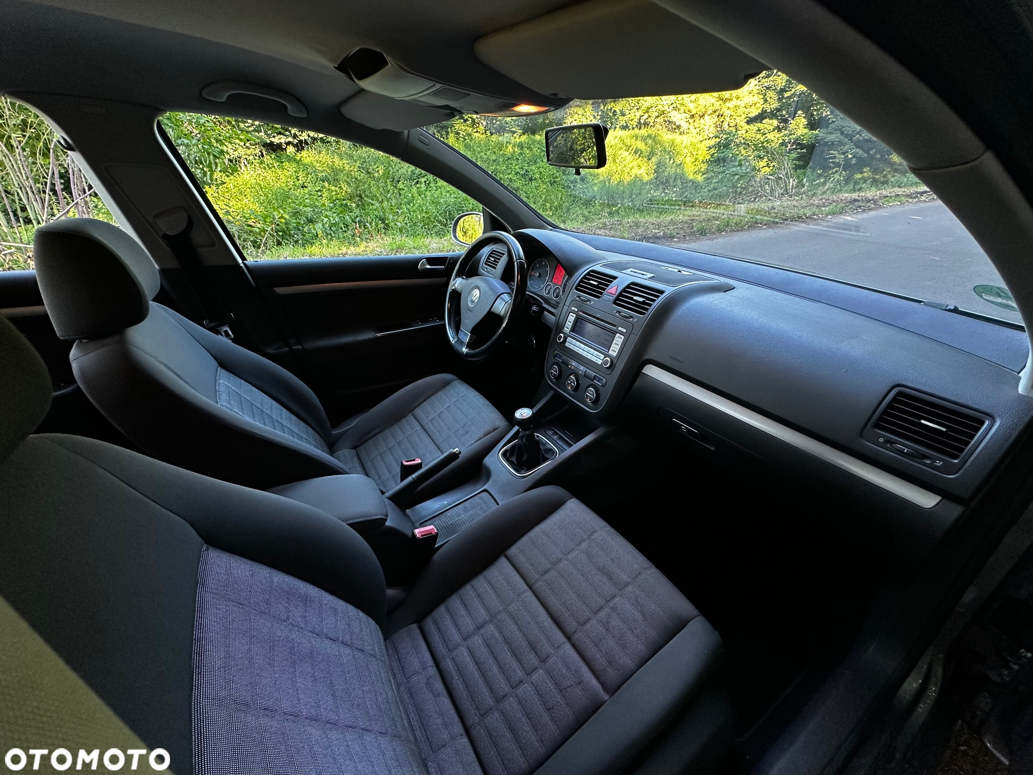 Volkswagen Golf V 1.9 TDI Trendline - 10
