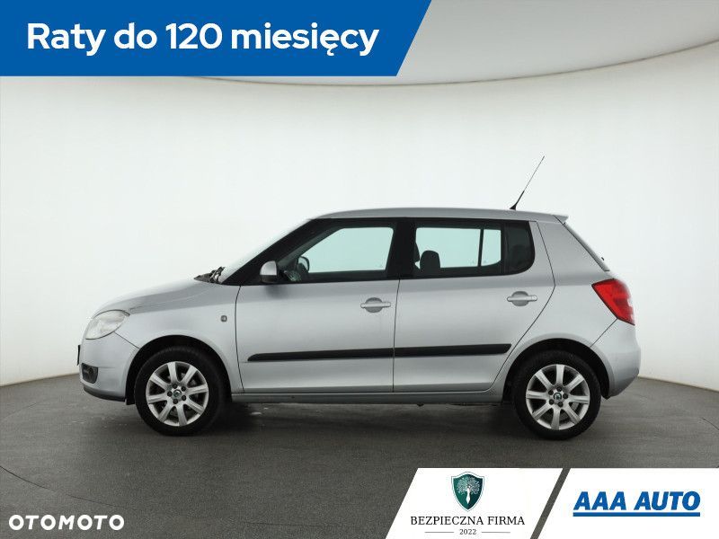 Skoda Fabia - 4