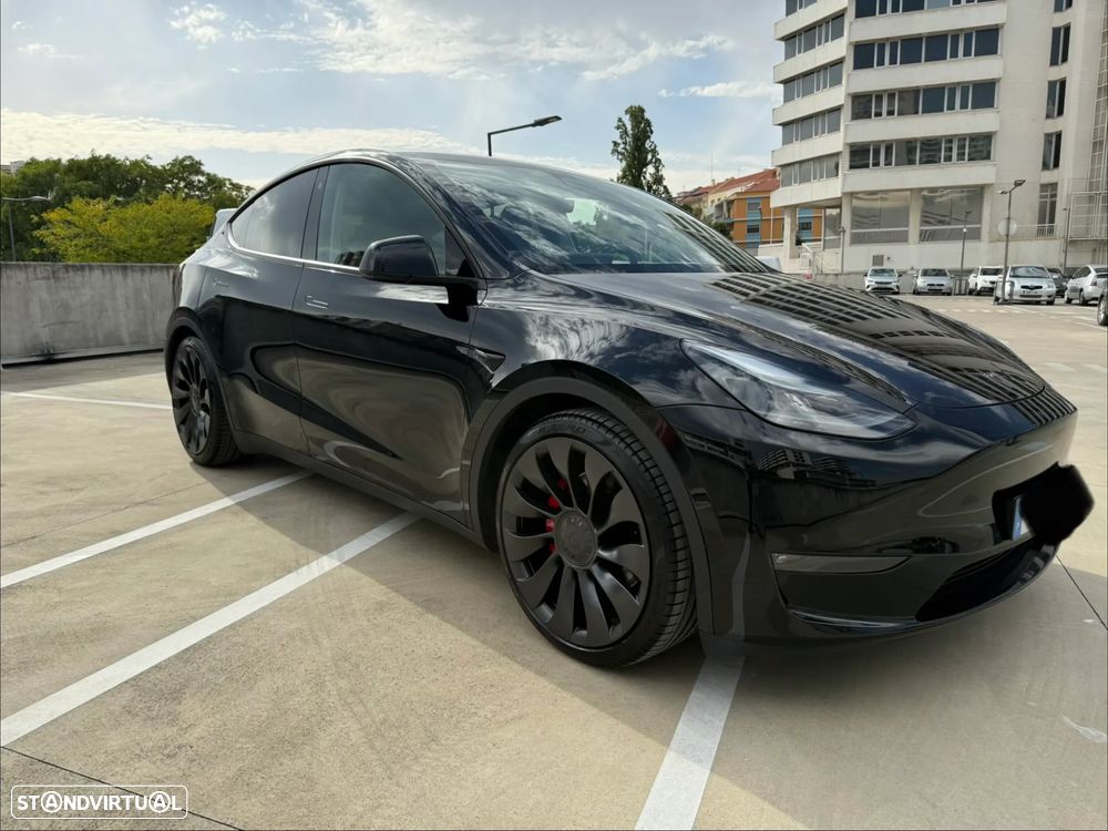 Tesla Model Y Performance Dual Motor AWD - 5