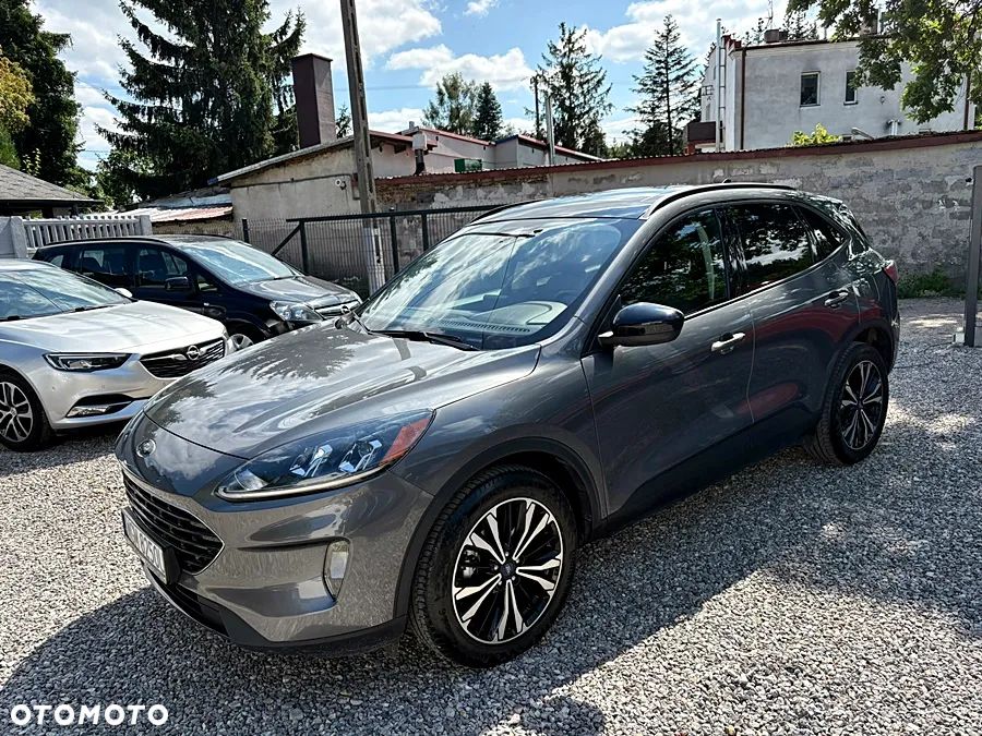 Ford Escape 2.0 EcoBoost AWD Titanium - 11