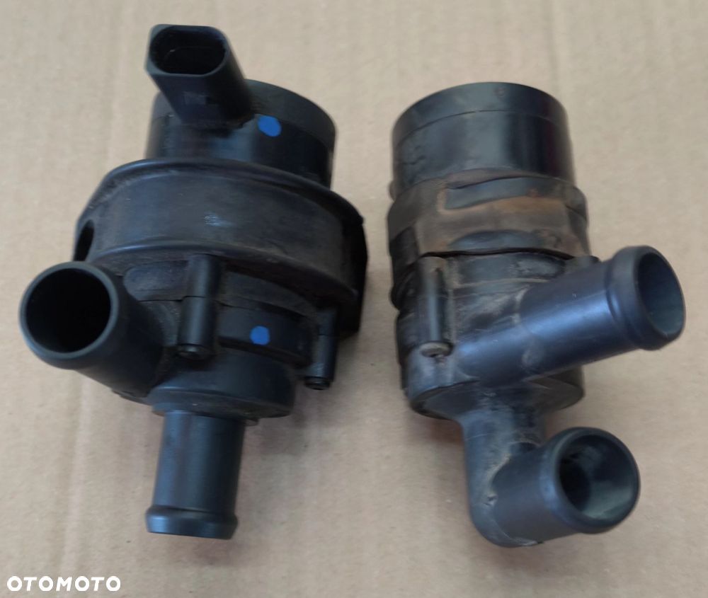 Jetta VI pompka wspomagająca obieg wody 1,2TSI Golf 6 2010-18r Volkswagen