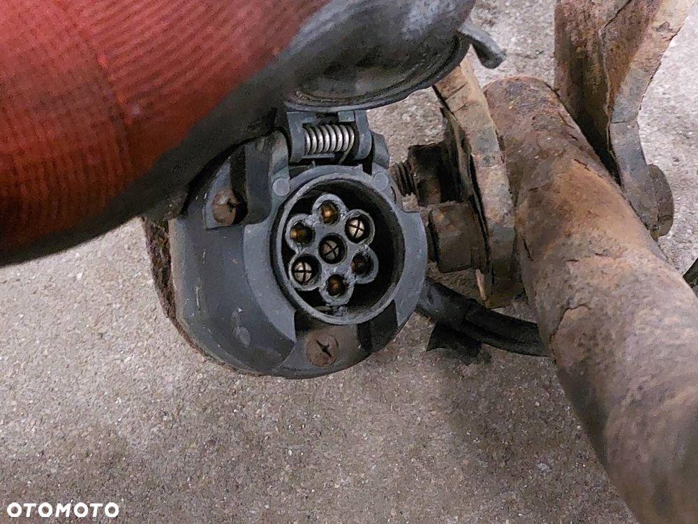 HAK HOLOWNICZY BRAK TABLICZKI + WIĄZKA SKODA OCTAVIA I FL HB 5D - 5