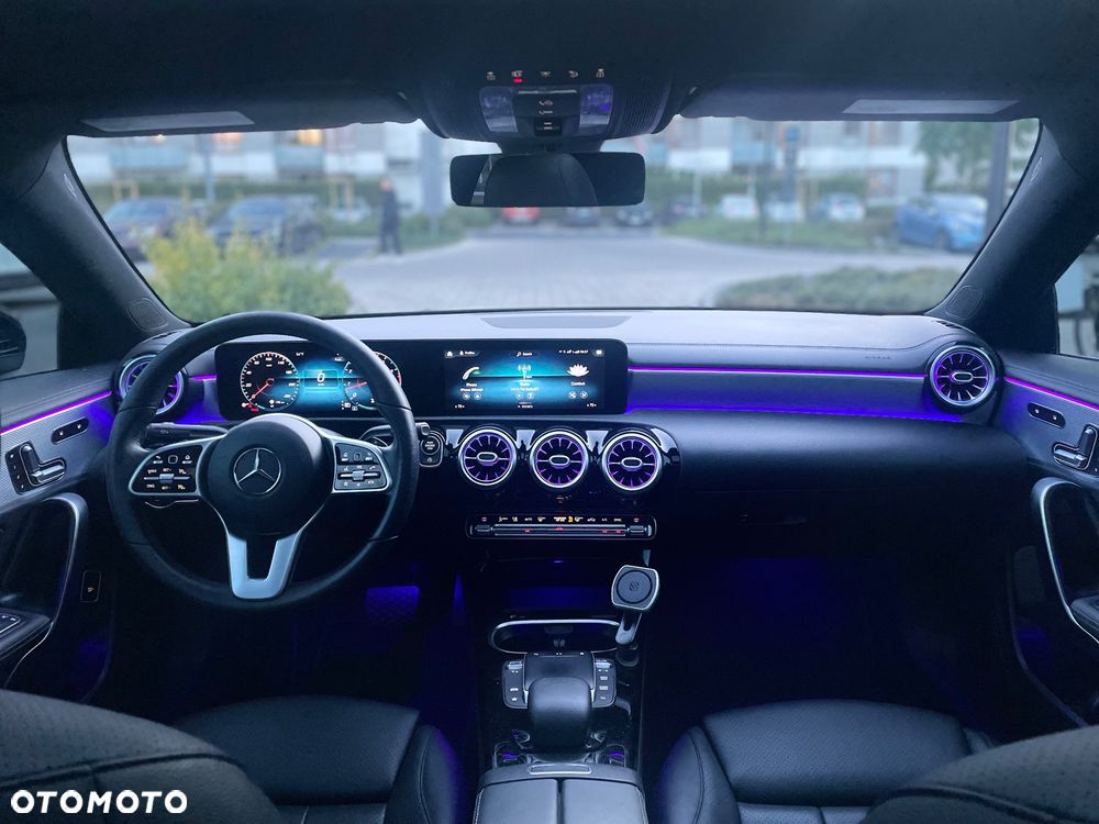 Mercedes-Benz CLA - 10