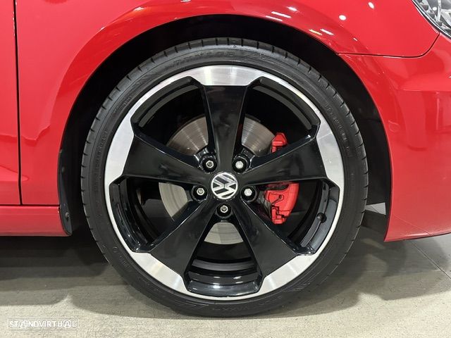 VW Golf 2.0 GTI DSG adidas - 7