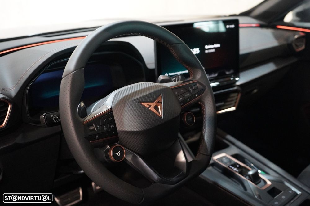 Cupra Formentor 1.5 e-Hybrid DSG - 8