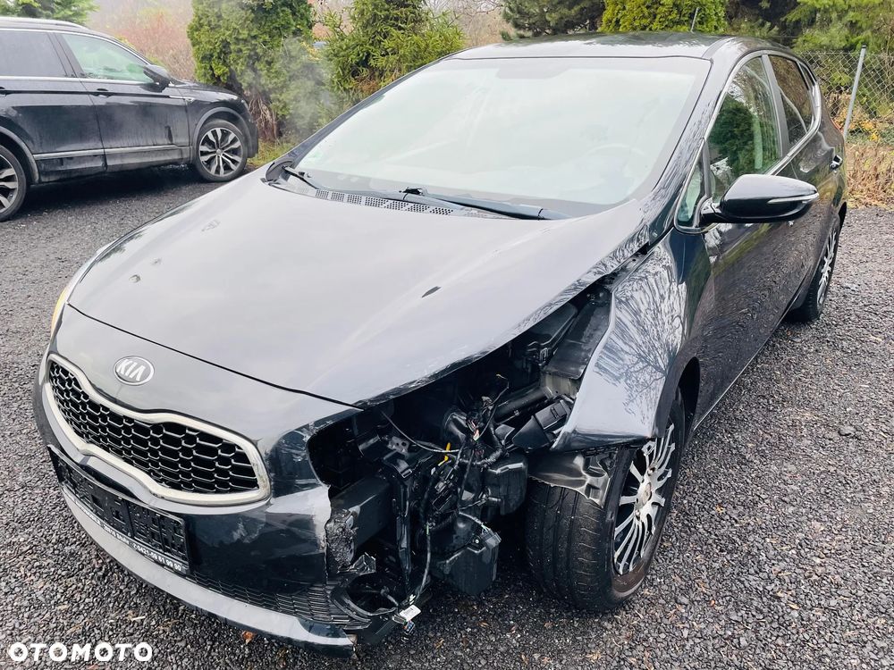 Kia Ceed 1.6 GDI Spirit - 6