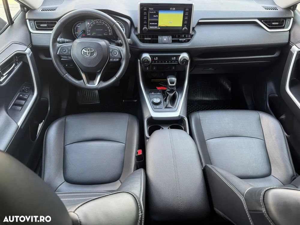 Toyota RAV4 2.5 VVT-iE 4x4 Luxury - 18