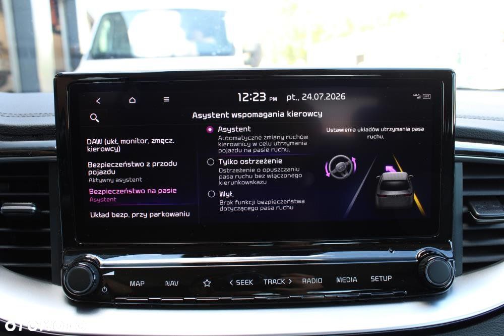 Kia XCeed - 28