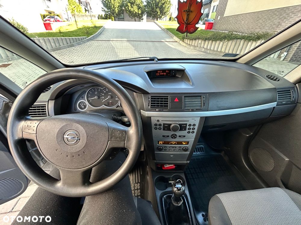 Opel Meriva - 12
