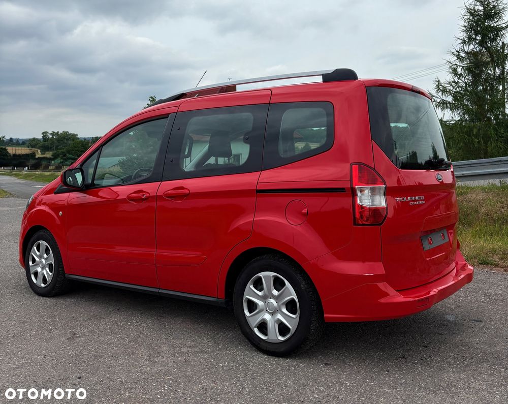 Ford Tourneo Courier 1.0 EcoBoost Trend - 11