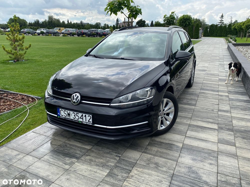 Volkswagen Golf - 2
