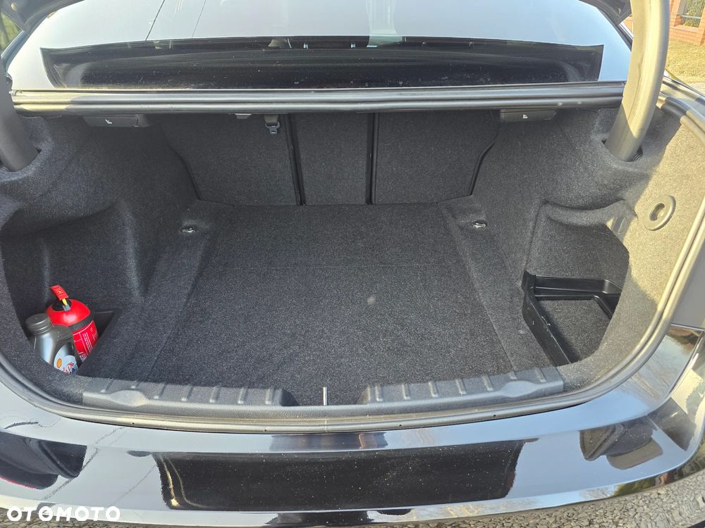 BMW Seria 3 320i xDrive - 13