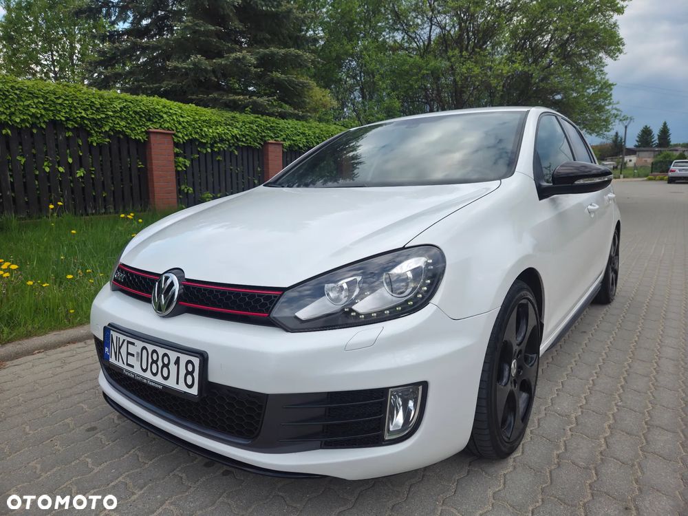 Volkswagen Golf 2.0 GTI DSG - 2