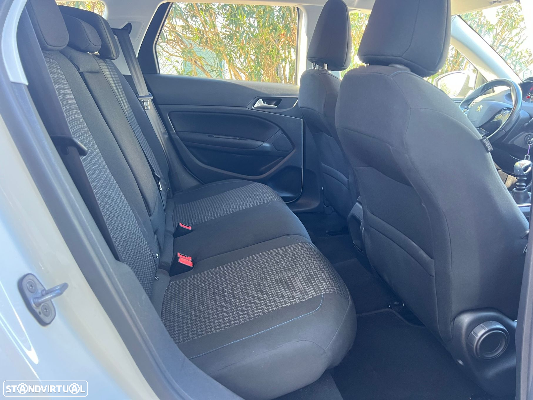 Peugeot 308 SW 1.5 BlueHDi Style - 11
