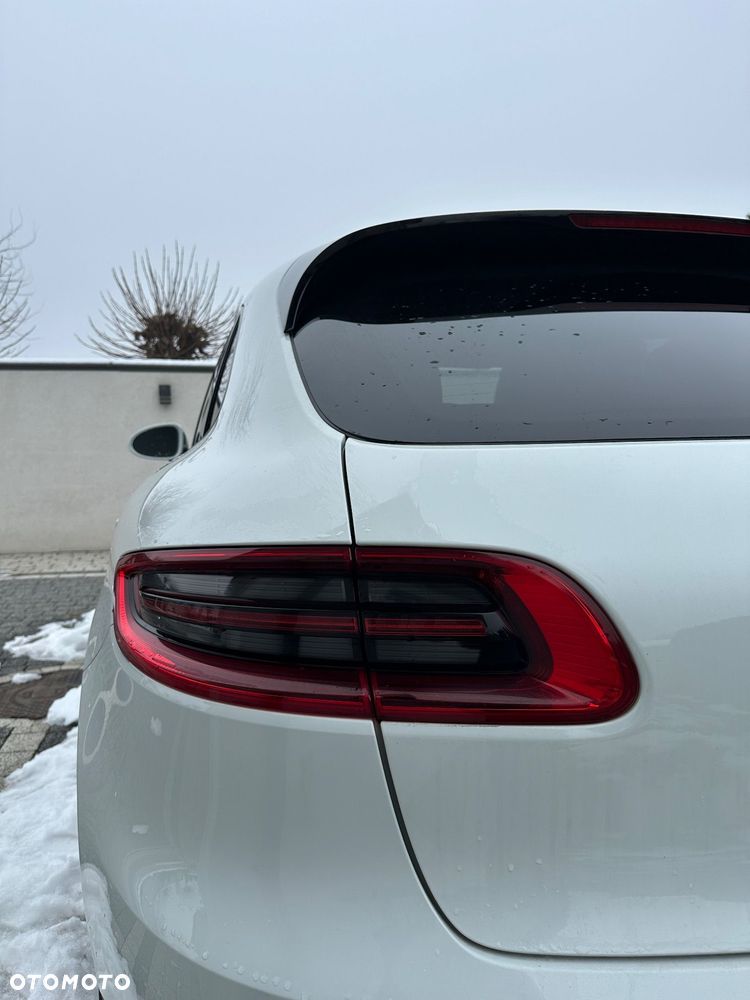 Porsche Macan Standard - 10