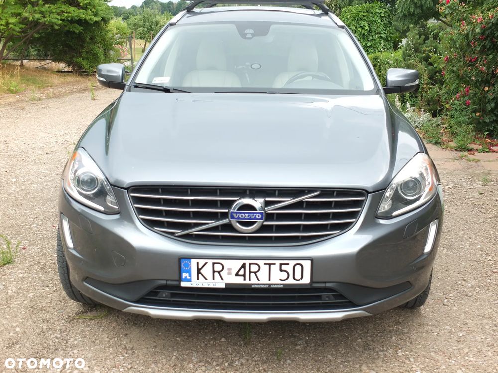 Volvo XC 60 T6 AWD Geartronic Summum - 3