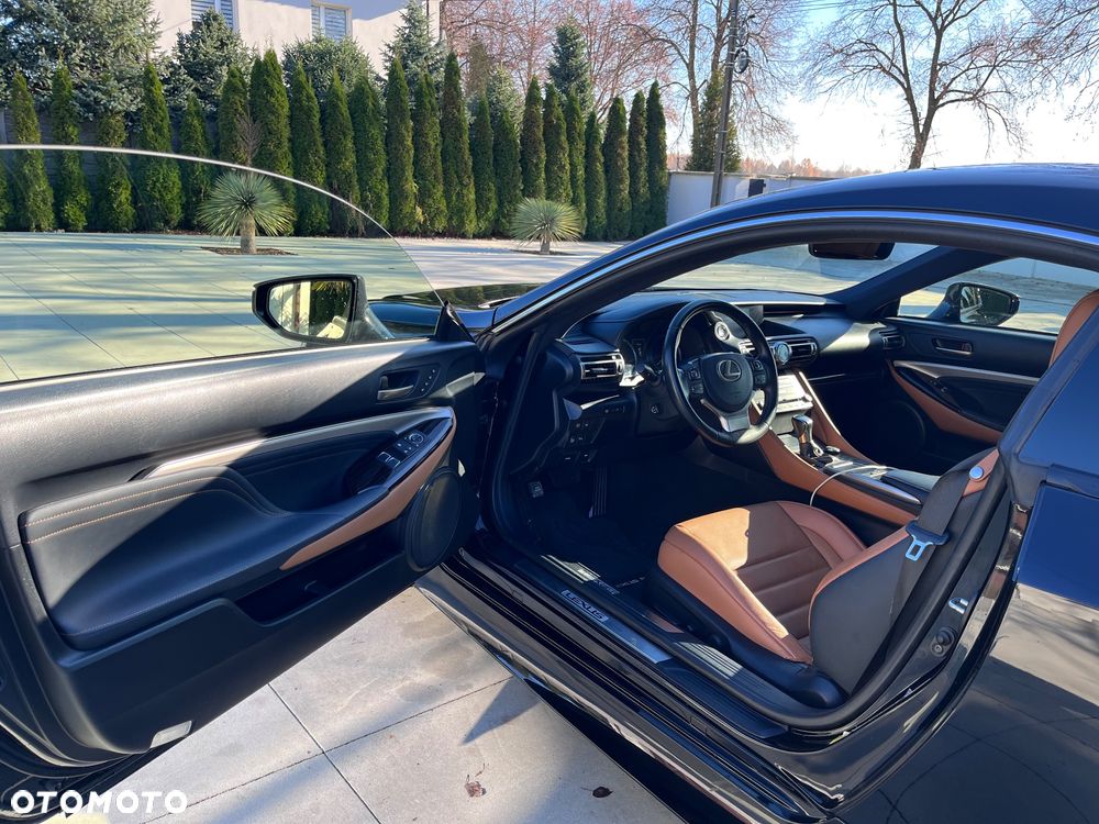 Lexus RC - 13