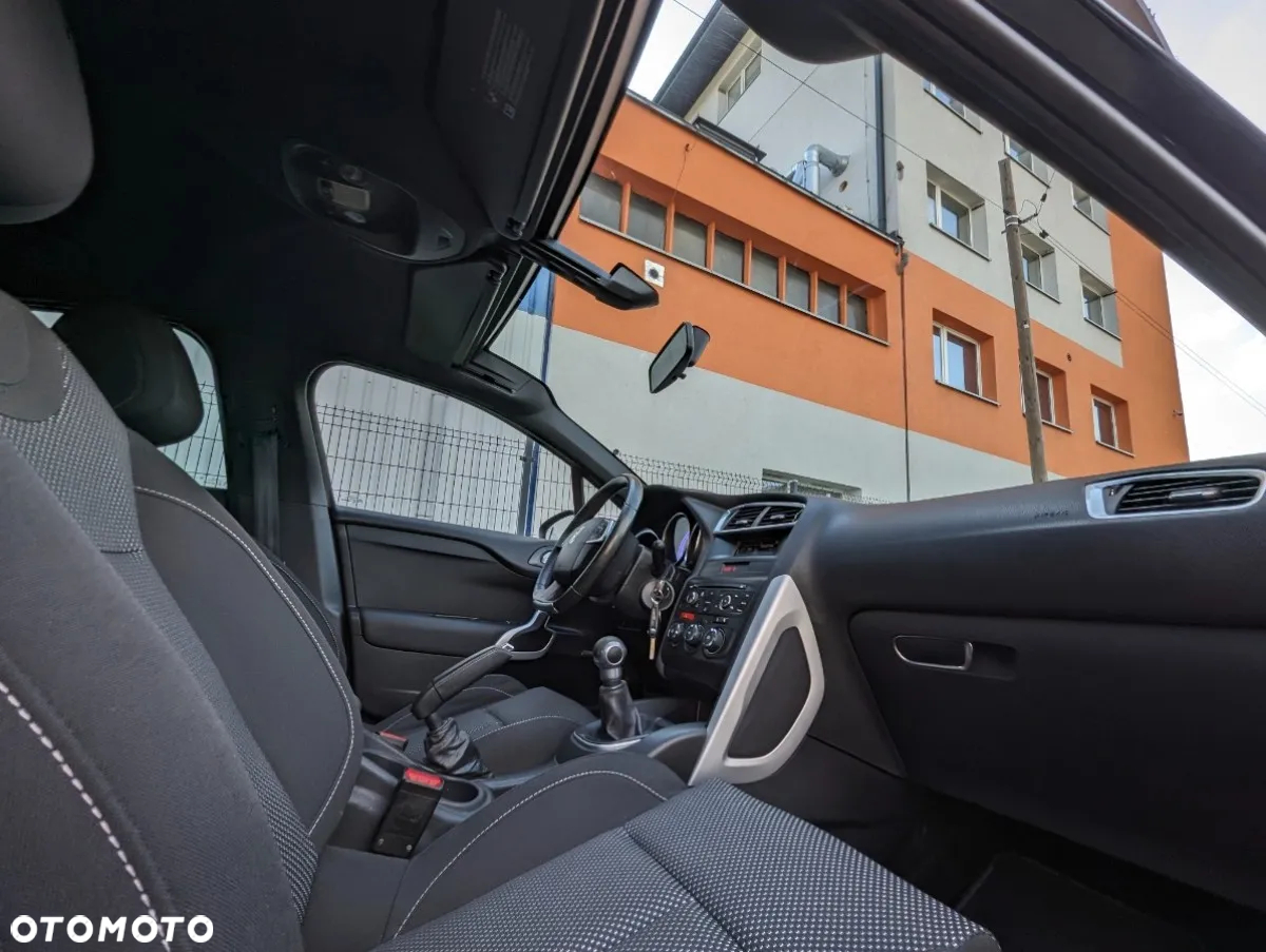 Citroën DS4 VTi 120 Urban Show - 9