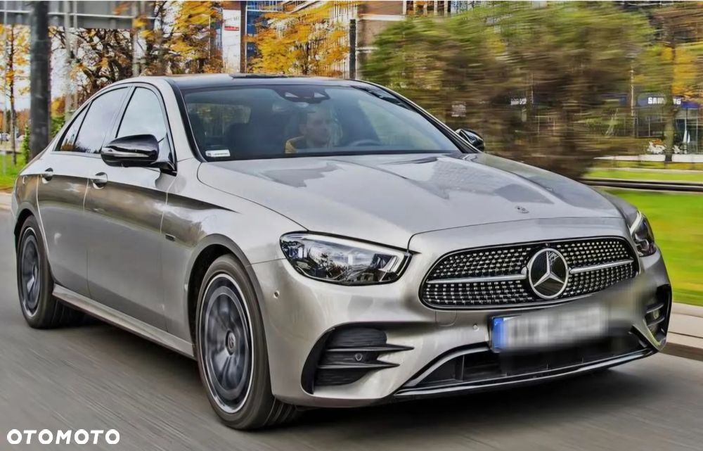 Mercedes-Benz Klasa E 220 d 4-Matic Avantgarde - 1