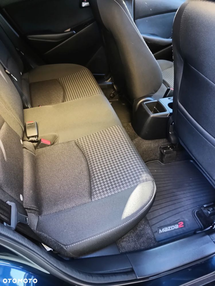 Mazda 2 - 11