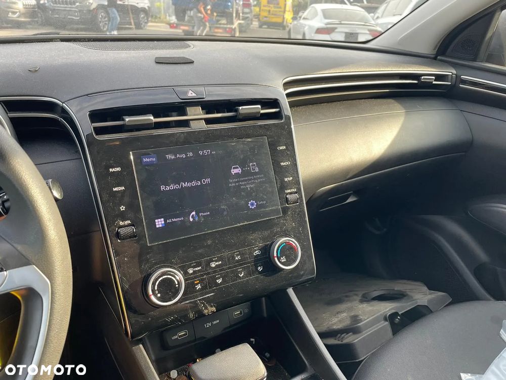 Hyundai Tucson - 13