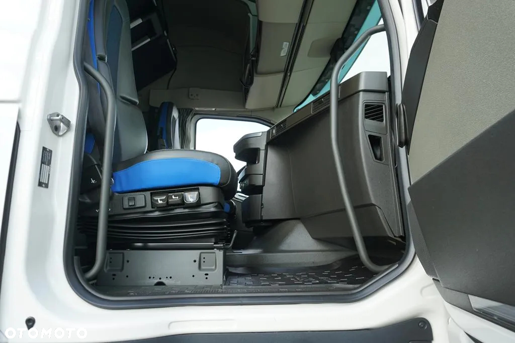 Volvo FH / 460 / I – SAVE / XL / EURO 6 / ACC / I -COOL / NOWY MODEL - 39