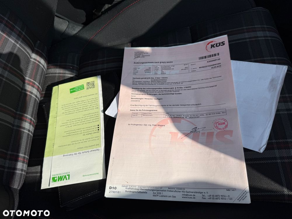 Volkswagen Golf 2.0 GTI adidas - 34