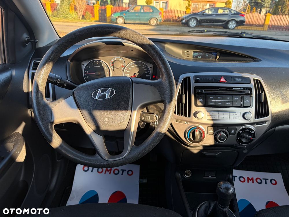 Hyundai i20 1.2 Edition 20 - 21