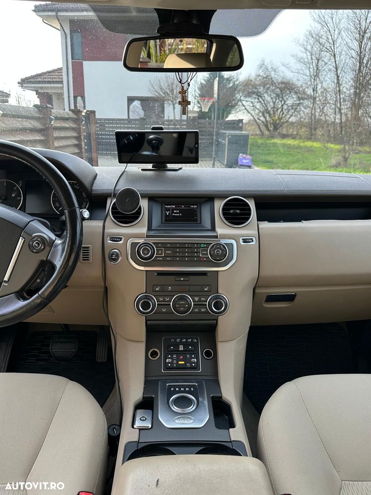 Land Rover Discovery 3.0 TDV6 S Aut - 12