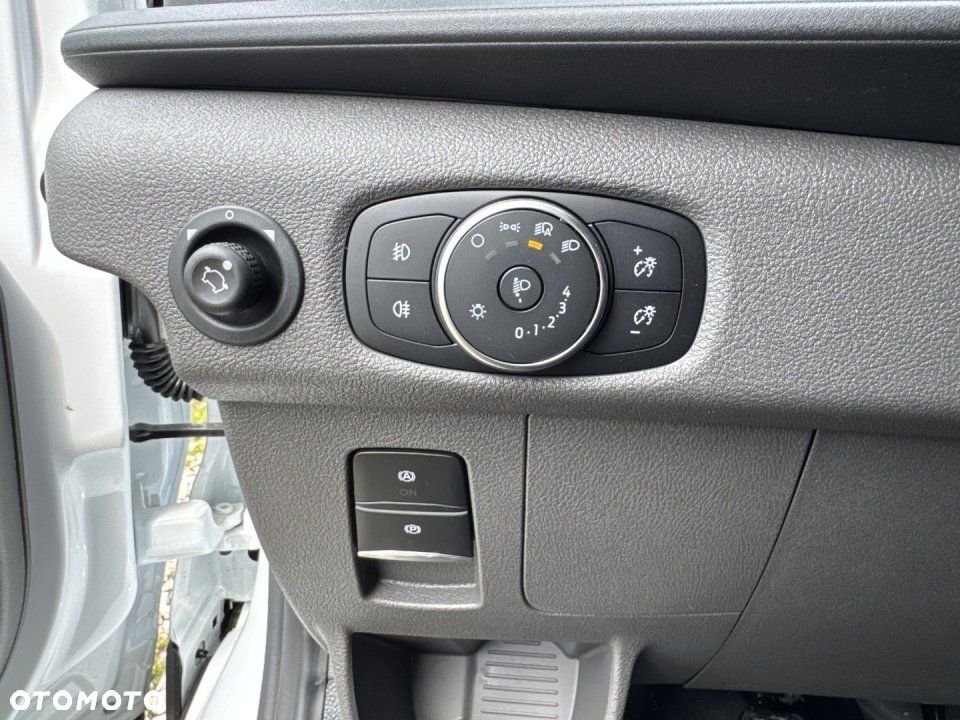 Ford Transit - 31